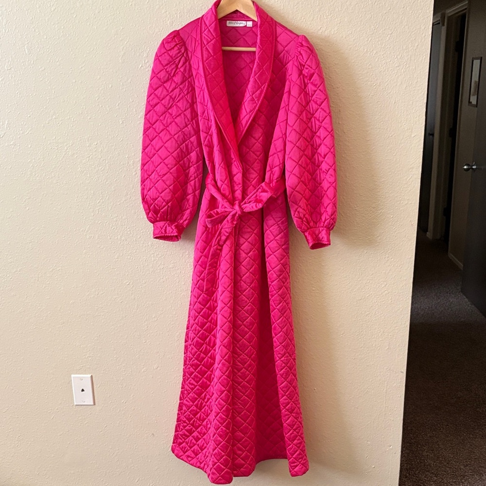 Miss Elaine Vintage Hot Pink Long Maxi Quilted Robe Size S 90s Puff Sleeve